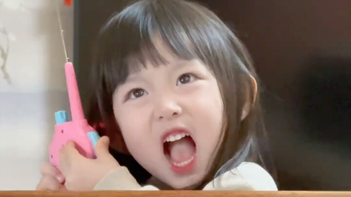 Let’s have a little sister come over and hang out!