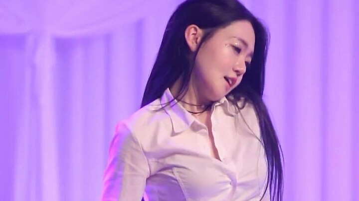 Korean girl group Bambino 0345