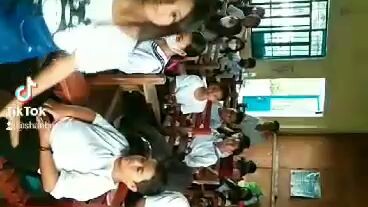 disco kahit nasa school