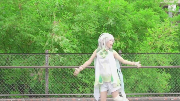 I posted it because I thought the dance was cute, I hope you like it ヾ(❀╹◡╹)ﾉ~