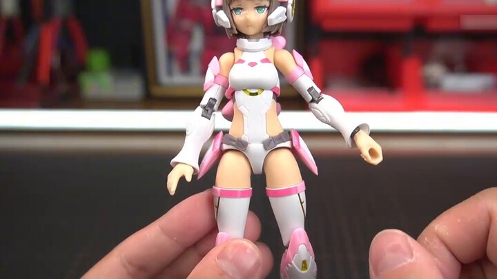 The robot girl has really become an accessory! Assemble and play with the Soul Princess Lazy Robot G