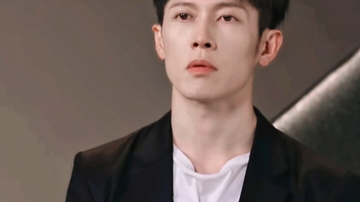 عليك أن تعلم أن الصينيين نادراً ما يدافعون عن اليابانيين.