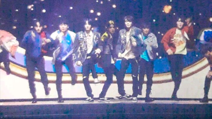 magic txtconcert 231203 a13