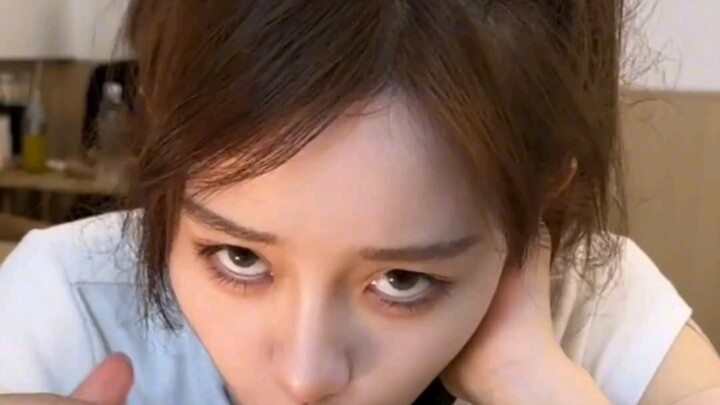 Even if she were my wife, I still wouldn’t have the heart to really hit her.