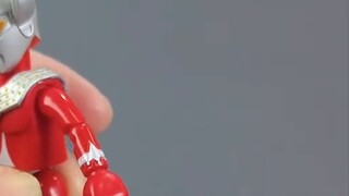 Tubuh baru Broco yang dimodifikasi sendiri Ultraman Taro Belia Torrekia Ultraman Taiga Ultra Brother