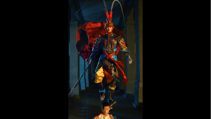 Kamu lindungi dunia, aku yang lindungi kamu.