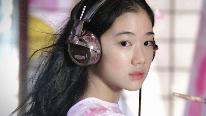 The Moment Humans Fall in Love