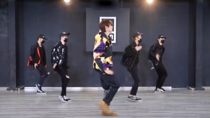 [Xu Minghao][Seventeen] Looking back at "Youth With You," Xiao Hao's dance was truly stunning—so lig