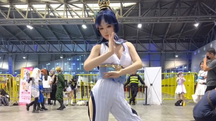 【Shanghai Firefly】I was startled—look, Peacock King is dancing at the comic convention!