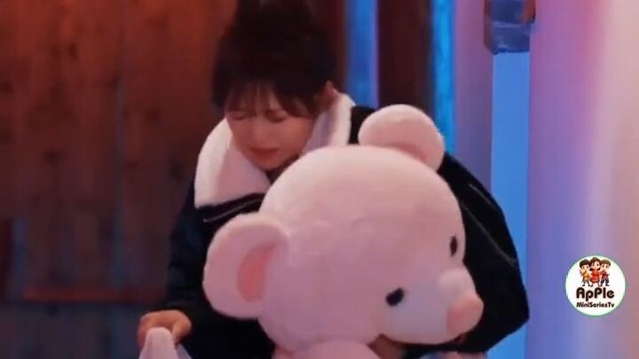 ทะลุมิติมาอยู่บนเตียงนอนฝ่าบาท