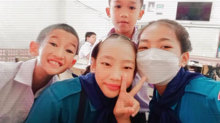 เพื่อนกันตลอดไป