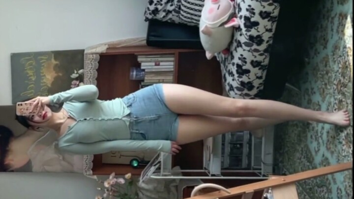 姐姐的腿不是腿，塞纳河畔的春水