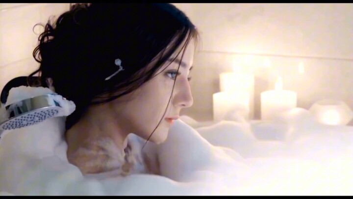 【Teteskan Fragmen】Dewi Dilraba – Mandi Bersama Sang Dewi! Begitu cantiknya~