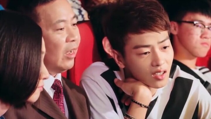 Kamu kenal kepala sekolah di sekolahmu?