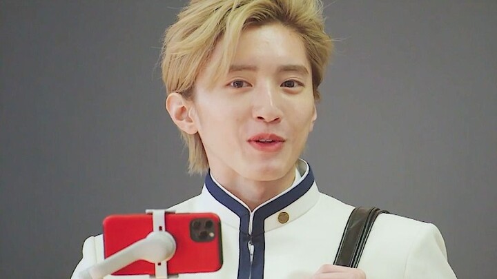 ซีรีส์เรื่องใหม่ของโดชิ ชุนยู! ภรรยาเปลี่ยนเป็นผู้ชายสุดหล่อ… แฟนตัวเล็กถูกกลั่นแกล้งสารพัด แล้วไอดอ