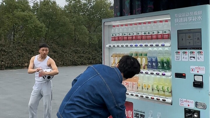 【Chuyện lạ cổ họng】Con mèo của Schrödinger, chú chó của Pavlov, máy bán hàng tự động của võ sĩ quyền