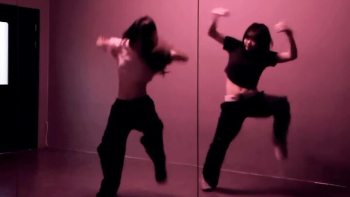 This dance is really good for your body~ DABIN KANG choreographed wine pon you