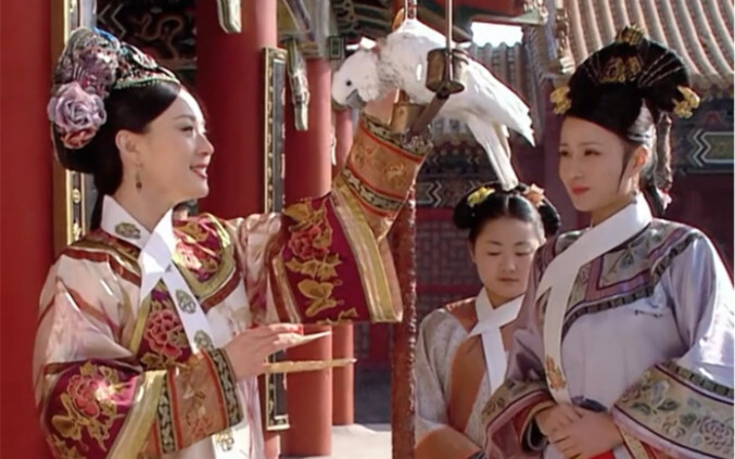 Why doesn’t Zhen Huan’s parrot talk?