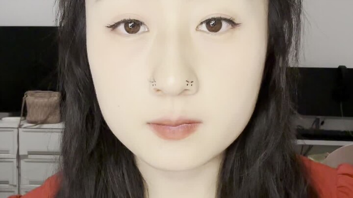 Chào bạn, mình có một chiếc áo hoodie!