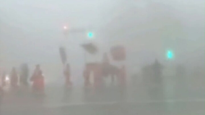 Ketika Kabut Tebal Bertemu dengan Pernikahan ala Tiongkok