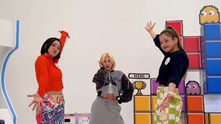 230228 XG نجمة ساطعة مع دايونغ (WJSN فتيات الكون) جورين شياوغو تشو لين هارفي