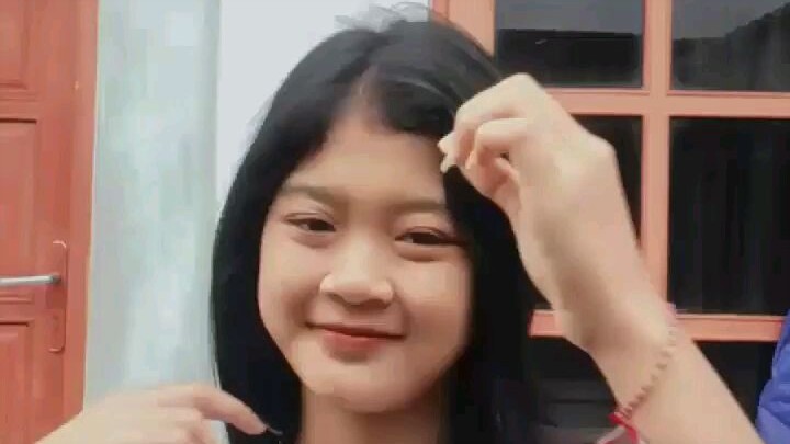 tetanggaku dan adik kelasku ni