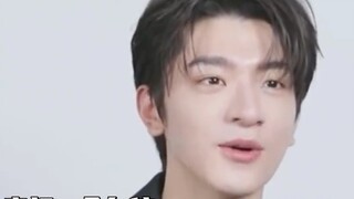 Luckily, Lin Yi danced to Troublemaker at Huang Minghao's concert, so we just pretended we didn't kn