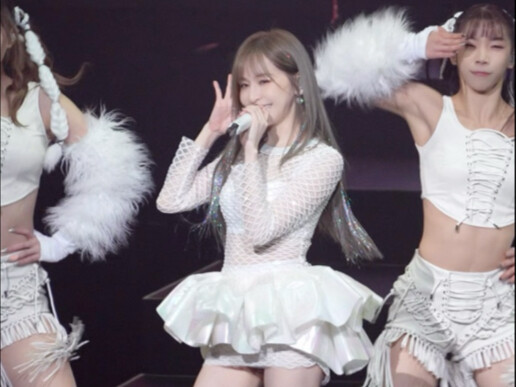 王心凌上海演唱会一首《Honey》全场瞬间甜起来了#王心凌 #Honey#甜心教主 #王心凌上海演唱会