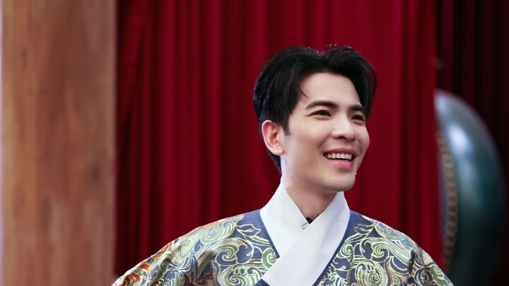 Xiao Jingteng | Kalau Mau Pegang “Produk Khas”, Ingat Cuci Tangan Dulu!