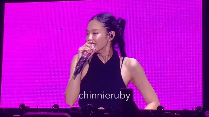 JENNIE’s TikTok Vietnamese hit “Seetinh” Jingle Dance Online Tutorial