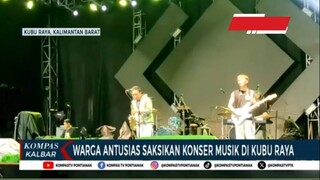 Antusias Penonton Konser Musik Flame Fest