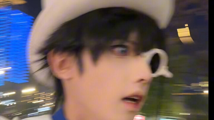 一套c服三个角色