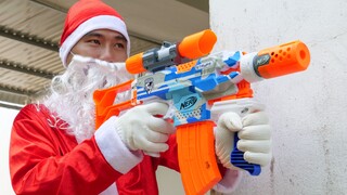 NERF WAR CHRISTMAS SANTA CLAUS BATTLE