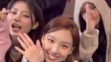 What year is it now! 【TWICE】Joint Heart Shaker Challenge!