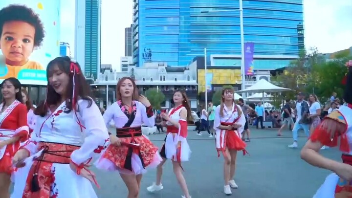 【أوقيانوسيا】【أستراليا】رقص على ساحة أستراليا لدعم الصين - أغنية "إلى القمر"