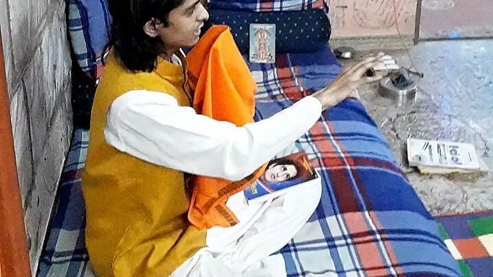 charudutt thorat topic related videos , images , pictures , life story , education, literatures, boo