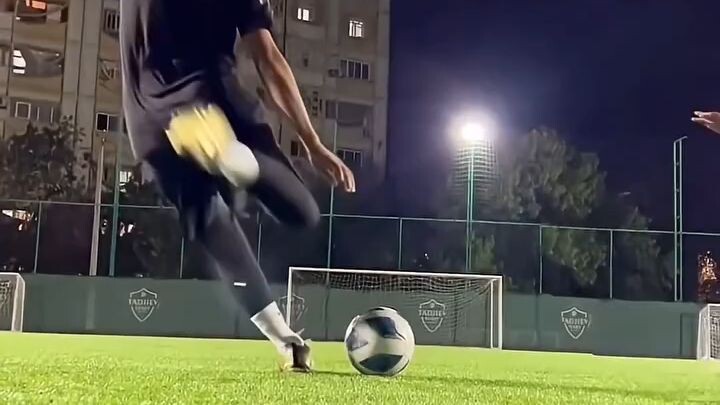 เข้ากลางประตู Goal!!!!🤣 #ฟุตบอล #เตะบอล