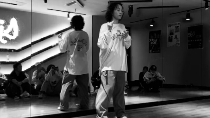 黑普霍普课后即兴示范 我惊了