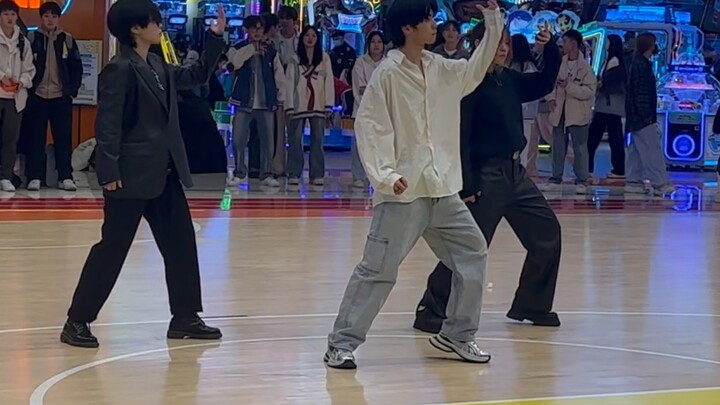 น้ำหอมที่เต็มไปด้วยความฝาดและพลิ้วไหว