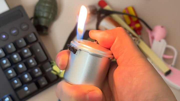 Day One as an Airport Security Agent: Why Are There So Many Weird Lighters? You’ve Definitely Never 