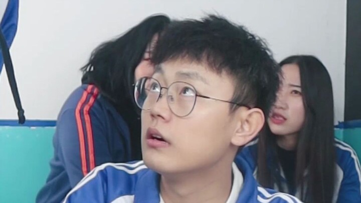 Teman-teman sekelas yang menjengkelkan saat sekolah dulu!