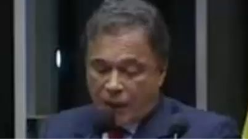 Quantas vezes Lula tentou censurar a imprensa? (2010)