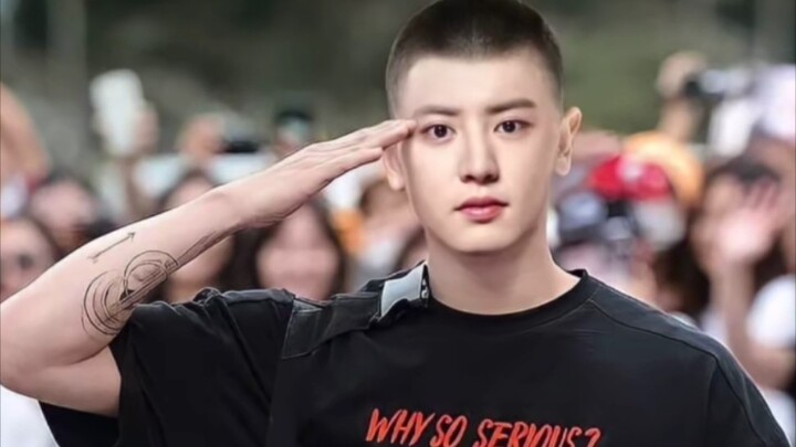 【EXO】“Điều tiếc nuối lớn nhất chính là em không thể hạnh phúc hơn một chút, anh mãi mãi là con virus