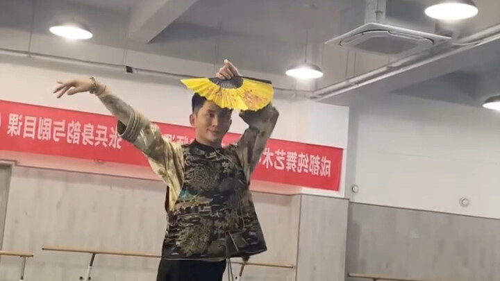 Teacher Zhang Bing, Drama