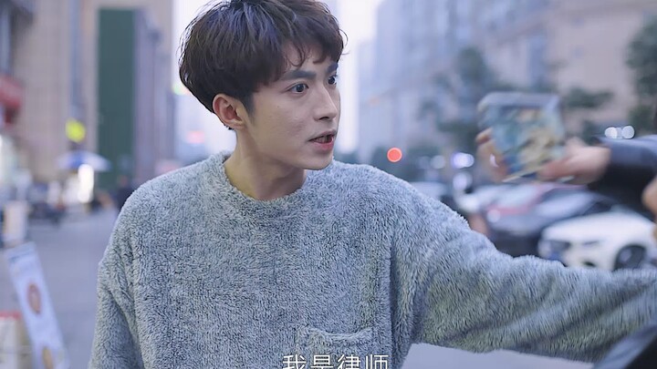 الرجلُ الشهم يتكلم ولا يضرب، فهمت؟