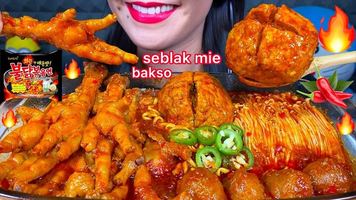 MAKAN SEBLAK MIE BAKSO, CEKER, ENOKI PEDAS *SPICY MEATBALL , CHICKEN FEET ASMR MASSIVE Eating Sounds