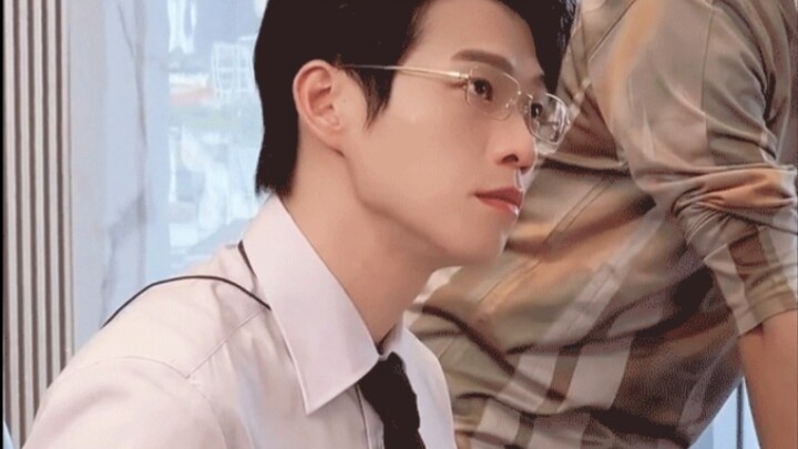 Nghi ngờ chị, thấu hiểu chị, trở thành chị | Hàng tuyển của chị nhất định là hàng chất lượng cao. | 