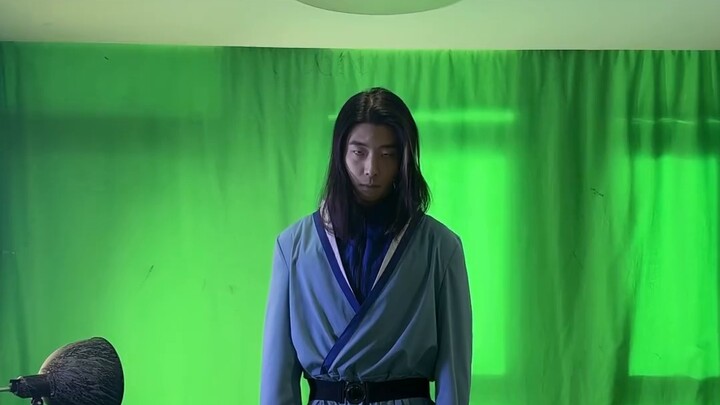 ฉันใช้เอฟเฟกต์พิเศษเพื่อสังเคราะห์ฉากประกาศสงครามอันโด่งดังบนเกาะพาราดี!