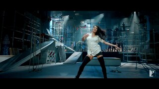 Kamli_-_Full_Song___Dhoom_3__p