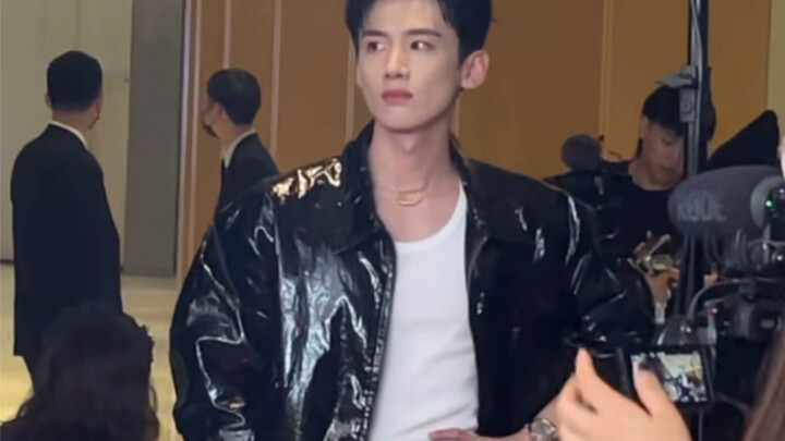 [Bạch Tĩnh Đình] Ảnh thô là công lý. Nếu ai chưa xem những video này, tôi sẽ rất buồn, được chứ?